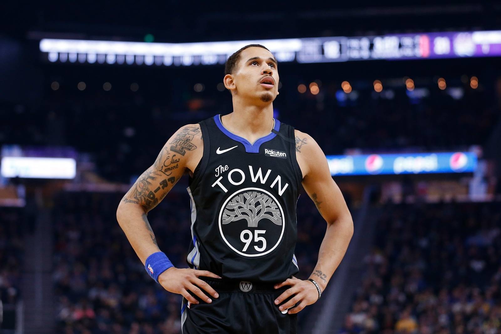 让她赢得了 让她赢得了