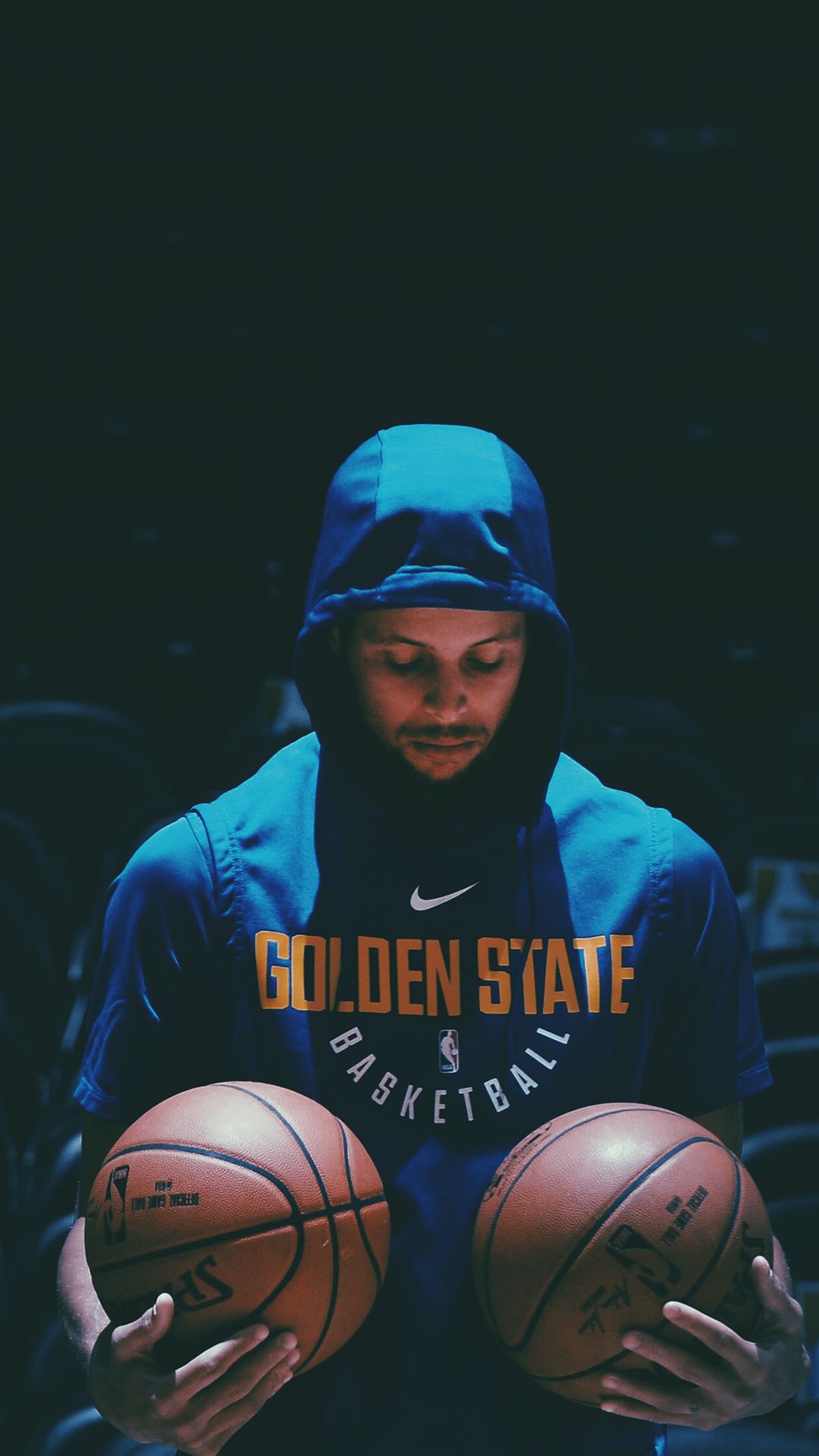 动背后的机 动背后的机